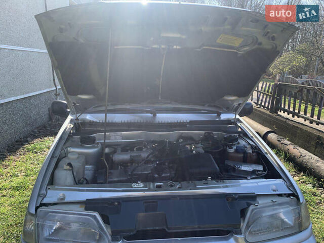 Серый ВАЗ 2115 Самара, объемом двигателя 1.5 л и пробегом 150 тыс. км за 2200 $, фото 12 на Automoto.ua