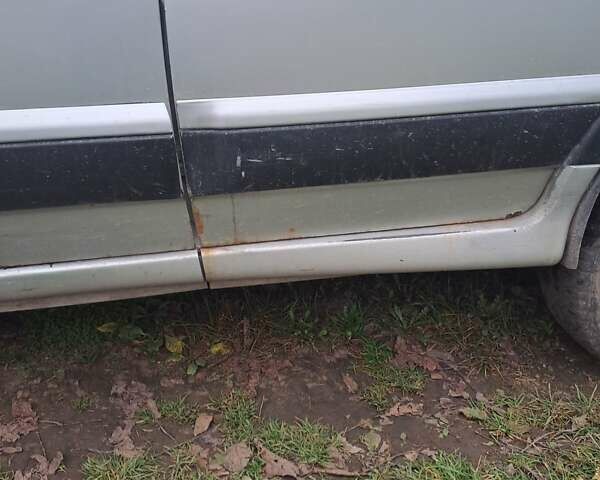 Серый ВАЗ 2115 Самара, объемом двигателя 1.5 л и пробегом 192 тыс. км за 900 $, фото 2 на Automoto.ua