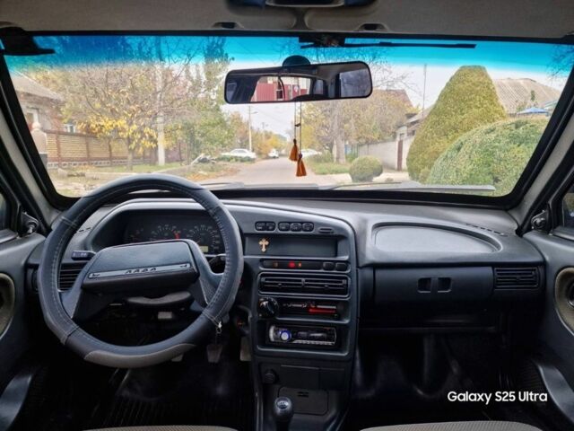 Серый ВАЗ 2115 Самара, объемом двигателя 1.5 л и пробегом 170 тыс. км за 1890 $, фото 11 на Automoto.ua