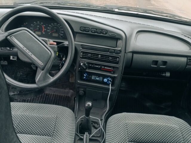 Серый ВАЗ 2115 Самара, объемом двигателя 1.5 л и пробегом 210 тыс. км за 1700 $, фото 3 на Automoto.ua