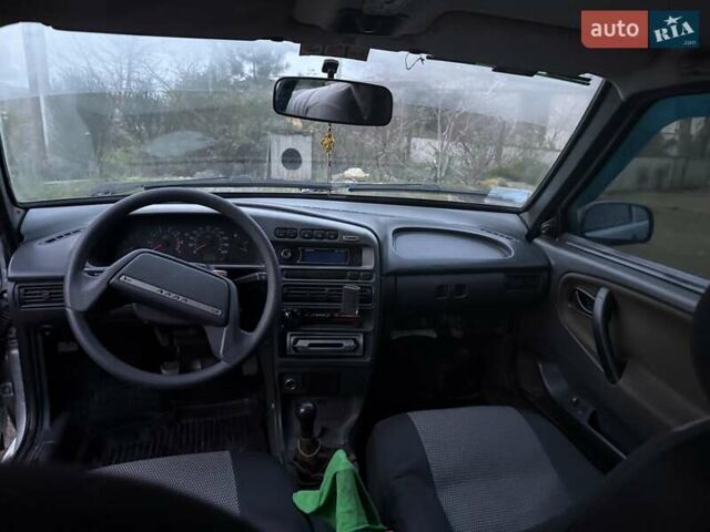 Серый ВАЗ 2115 Самара, объемом двигателя 1.5 л и пробегом 190 тыс. км за 1700 $, фото 5 на Automoto.ua