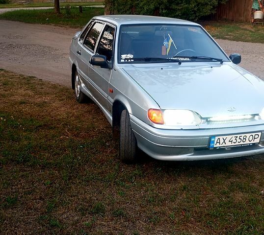 Серый ВАЗ 2115 Самара, объемом двигателя 1.5 л и пробегом 111 тыс. км за 1650 $, фото 3 на Automoto.ua