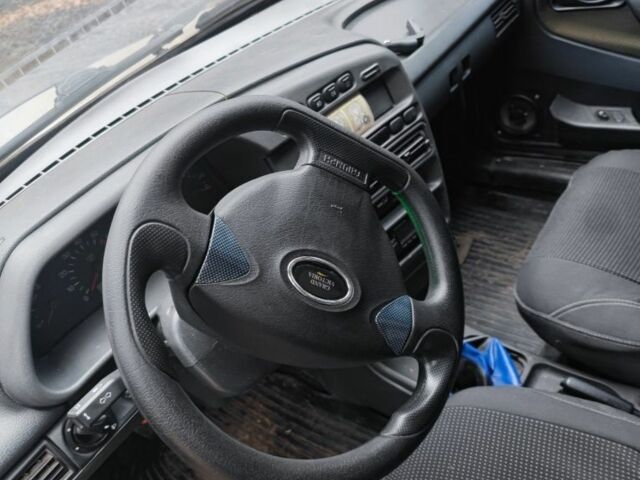 Серый ВАЗ 2115 Самара, объемом двигателя 1.5 л и пробегом 223 тыс. км за 1800 $, фото 6 на Automoto.ua