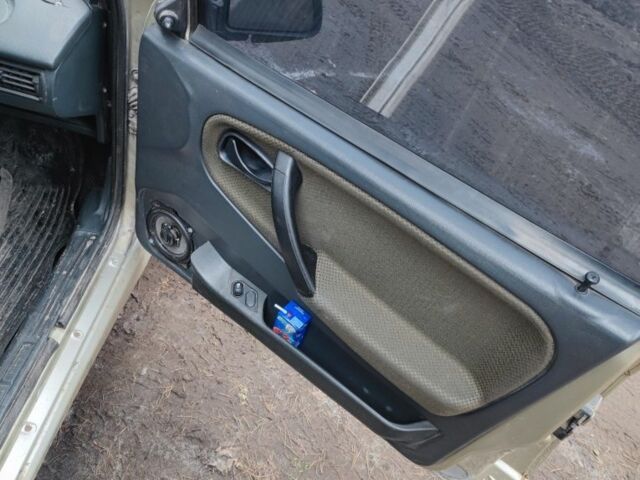 Серый ВАЗ 2115 Самара, объемом двигателя 1.5 л и пробегом 223 тыс. км за 1800 $, фото 7 на Automoto.ua