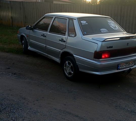 Серый ВАЗ 2115 Самара, объемом двигателя 1.5 л и пробегом 111 тыс. км за 1650 $, фото 4 на Automoto.ua