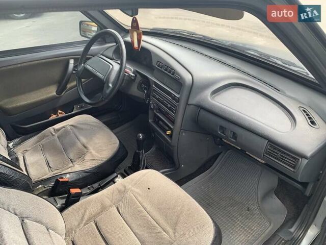Серый ВАЗ 2115 Самара, объемом двигателя 1.5 л и пробегом 156 тыс. км за 3000 $, фото 9 на Automoto.ua