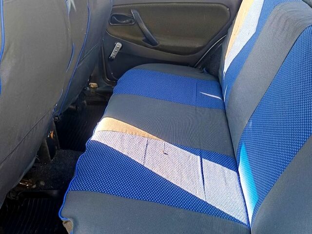 Серый ВАЗ 2115 Самара, объемом двигателя 1.5 л и пробегом 257 тыс. км за 2300 $, фото 4 на Automoto.ua