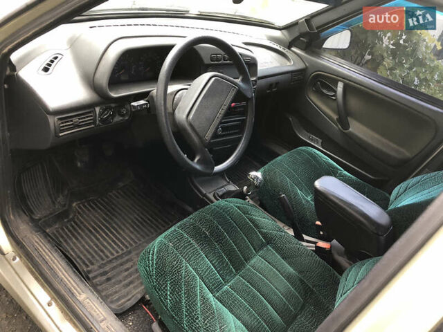 Сірий ВАЗ 2115 Самара, об'ємом двигуна 1.5 л та пробігом 180 тис. км за 1900 $, фото 6 на Automoto.ua