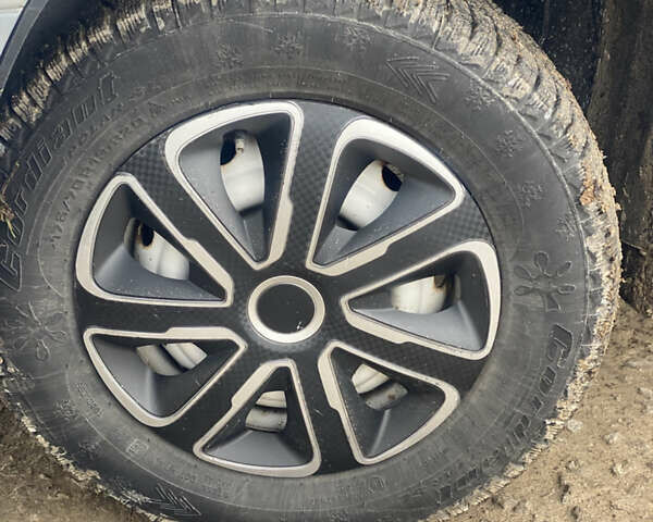 Сірий ВАЗ 2115 Самара, об'ємом двигуна 1.6 л та пробігом 199 тис. км за 2099 $, фото 21 на Automoto.ua