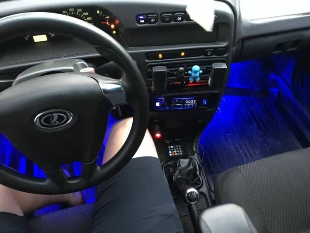 Серый ВАЗ 2115 Самара, объемом двигателя 1.5 л и пробегом 2 тыс. км за 2900 $, фото 4 на Automoto.ua