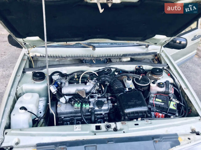 Серый ВАЗ 2115 Самара, объемом двигателя 1.5 л и пробегом 170 тыс. км за 1700 $, фото 4 на Automoto.ua