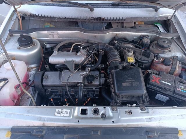 Серый ВАЗ 2115 Самара, объемом двигателя 1.5 л и пробегом 170 тыс. км за 1200 $, фото 4 на Automoto.ua