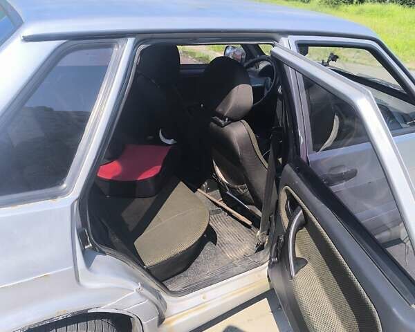 Серый ВАЗ 2115 Самара, объемом двигателя 1.5 л и пробегом 390 тыс. км за 800 $, фото 1 на Automoto.ua