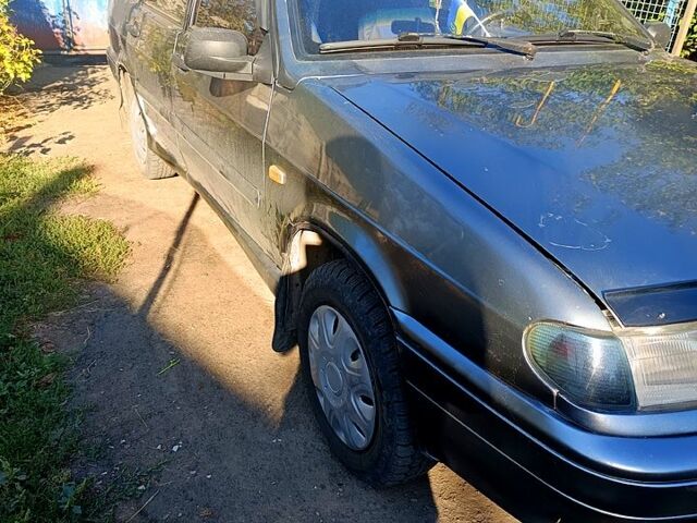 Серый ВАЗ 2115 Самара, объемом двигателя 1.5 л и пробегом 257 тыс. км за 2300 $, фото 1 на Automoto.ua