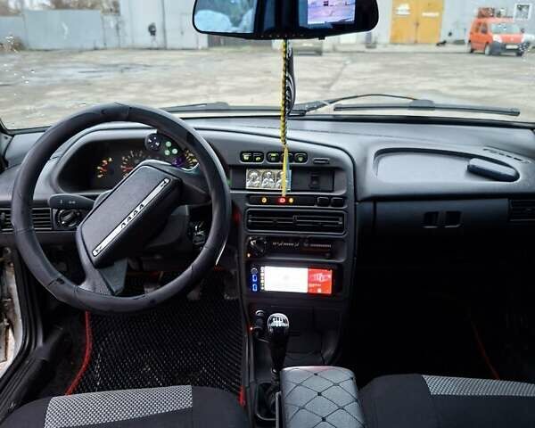 Сірий ВАЗ 2115 Самара, об'ємом двигуна 1.5 л та пробігом 183 тис. км за 1600 $, фото 8 на Automoto.ua