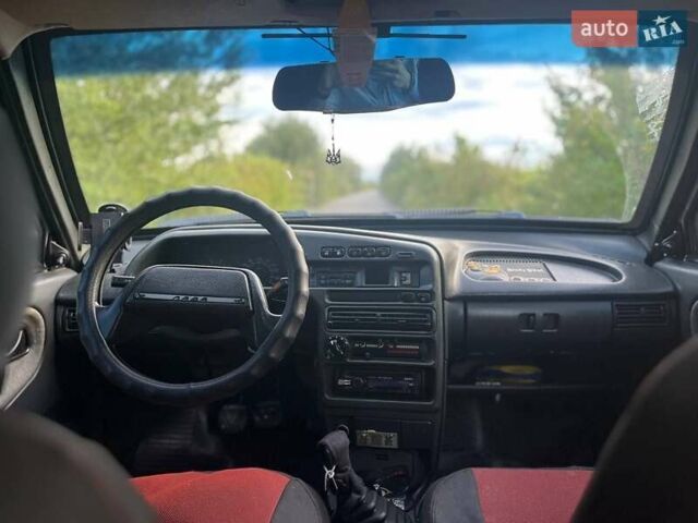 Серый ВАЗ 2115 Самара, объемом двигателя 1.6 л и пробегом 211 тыс. км за 2500 $, фото 6 на Automoto.ua