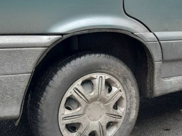 Сірий ВАЗ 2115 Самара, об'ємом двигуна 1.6 л та пробігом 137 тис. км за 1850 $, фото 7 на Automoto.ua