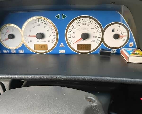 Серый ВАЗ 2115 Самара, объемом двигателя 1.6 л и пробегом 245 тыс. км за 1500 $, фото 2 на Automoto.ua