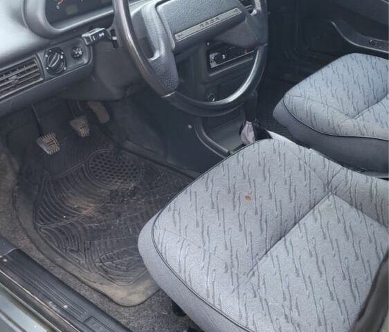 Серый ВАЗ 2115 Самара, объемом двигателя 1.6 л и пробегом 125 тыс. км за 2300 $, фото 5 на Automoto.ua