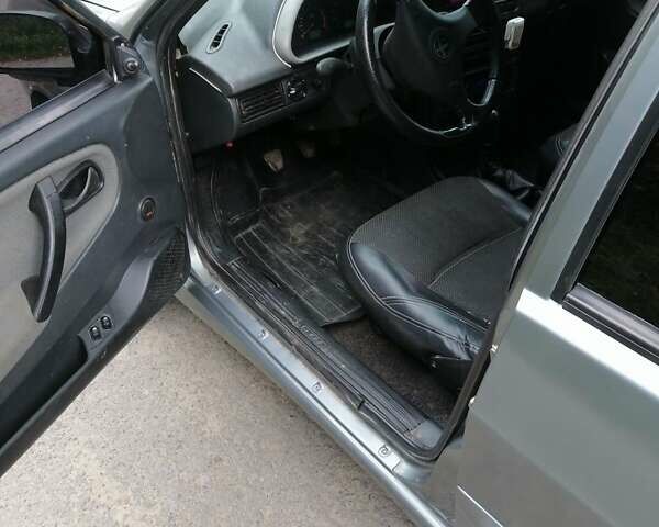 Сірий ВАЗ 2115 Самара, об'ємом двигуна 1.6 л та пробігом 160 тис. км за 1250 $, фото 7 на Automoto.ua