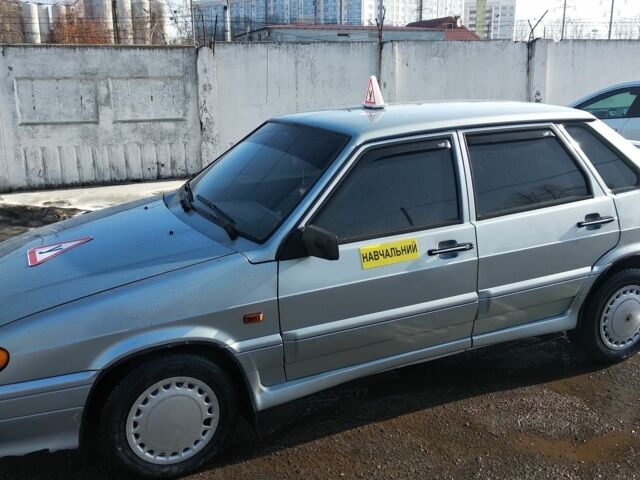 Серый ВАЗ 2115 Самара, объемом двигателя 1.6 л и пробегом 140 тыс. км за 3999 $, фото 1 на Automoto.ua