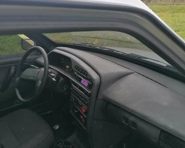 Сірий ВАЗ 2115 Самара, об'ємом двигуна 1.6 л та пробігом 182 тис. км за 1550 $, фото 1 на Automoto.ua