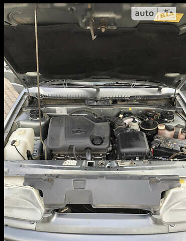 Серый ВАЗ 2115 Самара, объемом двигателя 1.6 л и пробегом 305 тыс. км за 1900 $, фото 7 на Automoto.ua