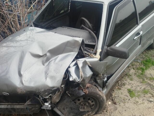 Сірий ВАЗ 2115 Самара, об'ємом двигуна 1.6 л та пробігом 256 тис. км за 309 $, фото 2 на Automoto.ua