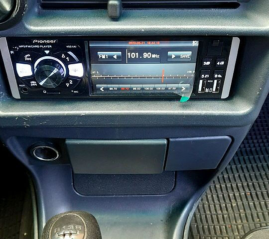 Серый ВАЗ 2115 Самара, объемом двигателя 1.6 л и пробегом 136 тыс. км за 2800 $, фото 7 на Automoto.ua