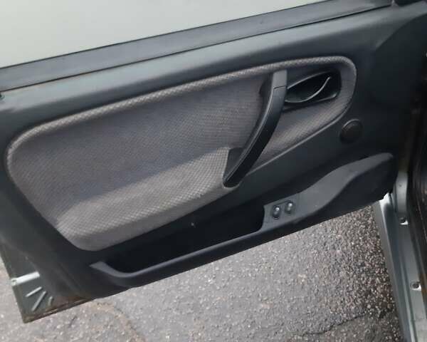 Серый ВАЗ 2115 Самара, объемом двигателя 1.6 л и пробегом 190 тыс. км за 1300 $, фото 8 на Automoto.ua