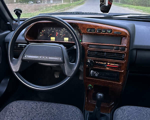 Серый ВАЗ 2115 Самара, объемом двигателя 1.6 л и пробегом 102 тыс. км за 2700 $, фото 20 на Automoto.ua