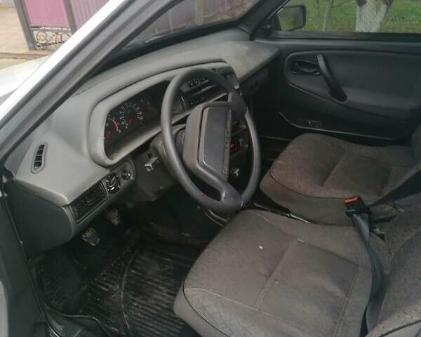 Сірий ВАЗ 2115 Самара, об'ємом двигуна 1.6 л та пробігом 182 тис. км за 1550 $, фото 2 на Automoto.ua