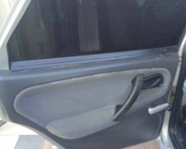 Серый ВАЗ 2115 Самара, объемом двигателя 1.6 л и пробегом 167 тыс. км за 1500 $, фото 1 на Automoto.ua