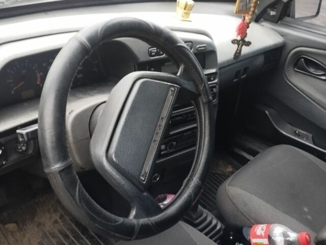 Серый ВАЗ 2115 Самара, объемом двигателя 1.6 л и пробегом 250 тыс. км за 900 $, фото 5 на Automoto.ua