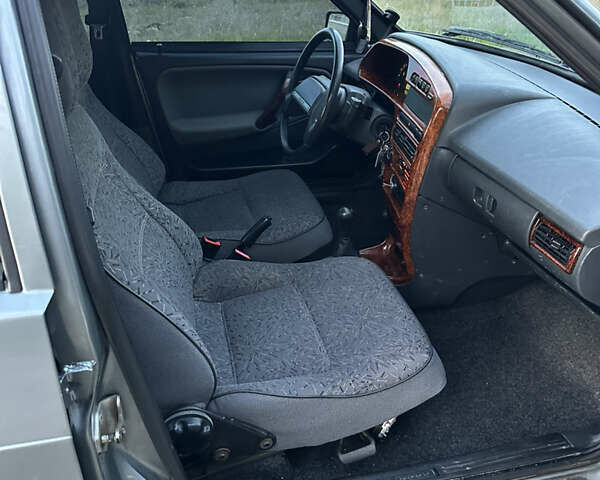 Серый ВАЗ 2115 Самара, объемом двигателя 1.6 л и пробегом 102 тыс. км за 2700 $, фото 17 на Automoto.ua