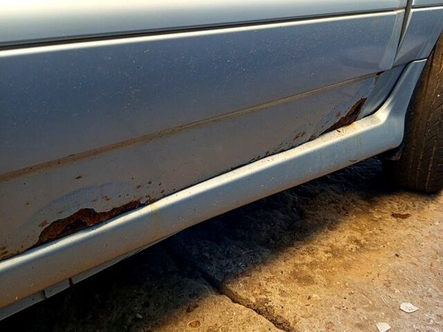 Серый ВАЗ 2115 Самара, объемом двигателя 1.6 л и пробегом 320 тыс. км за 2000 $, фото 1 на Automoto.ua