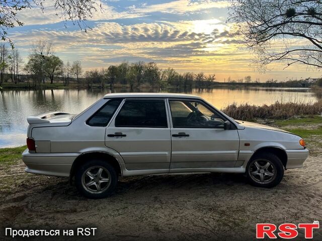 Серый ВАЗ 2115 Самара, объемом двигателя 1.6 л и пробегом 315 тыс. км за 1250 $, фото 1 на Automoto.ua