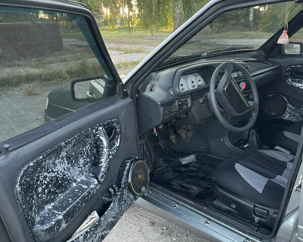 Сірий ВАЗ 2115 Самара, об'ємом двигуна 1.6 л та пробігом 220 тис. км за 1750 $, фото 10 на Automoto.ua