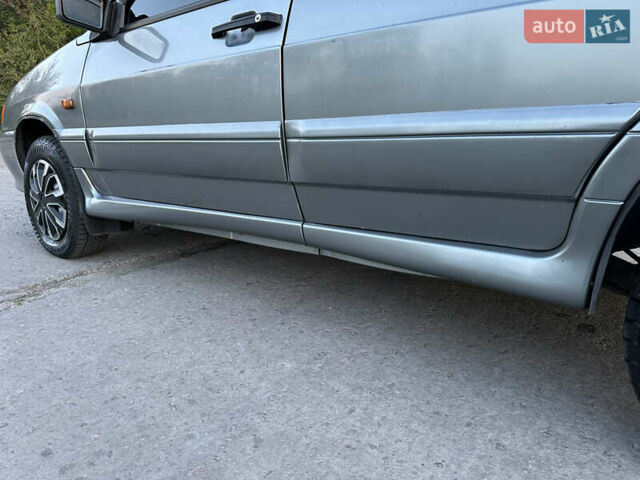 Серый ВАЗ 2115 Самара, объемом двигателя 1.6 л и пробегом 102 тыс. км за 2700 $, фото 12 на Automoto.ua