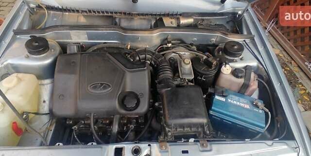 Серый ВАЗ 2115 Самара, объемом двигателя 1.6 л и пробегом 167 тыс. км за 2200 $, фото 5 на Automoto.ua