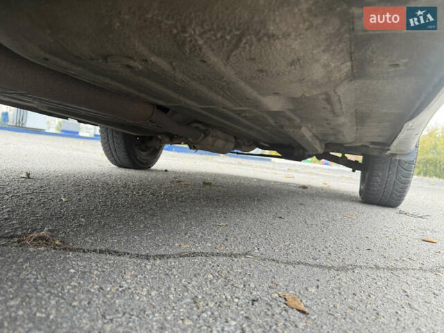 ВАЗ 2115 Самара 2007 у Дніпро (Дніпропетровську) на Automoto.ua Сірий ВАЗ 2115 Самара, об'ємом двигуна 1.6 л та пробігом 200 тис. км за 1750 $, фото 9 на Automoto.ua