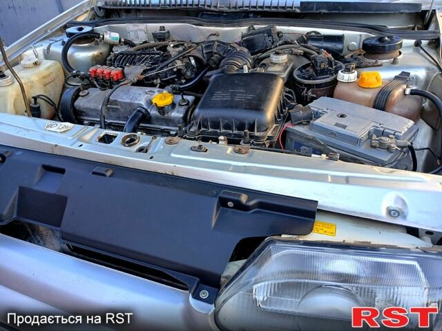 Сірий ВАЗ 2115 Самара, об'ємом двигуна 1.6 л та пробігом 165 тис. км за 2100 $, фото 11 на Automoto.ua