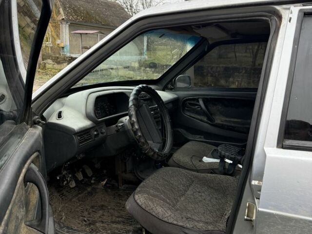 Сірий ВАЗ 2115 Самара, об'ємом двигуна 1.6 л та пробігом 115 тис. км за 2000 $, фото 4 на Automoto.ua