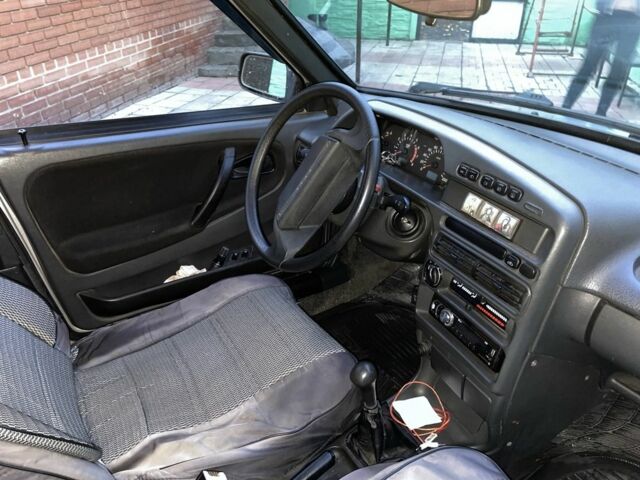 Сірий ВАЗ 2115 Самара, об'ємом двигуна 1.6 л та пробігом 220 тис. км за 2200 $, фото 4 на Automoto.ua