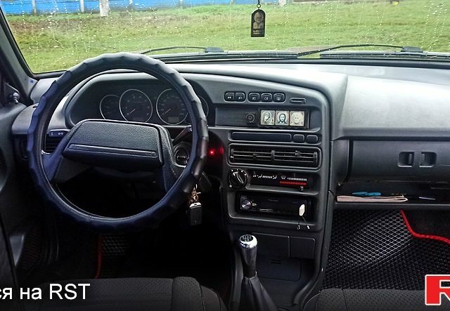 Серый ВАЗ 2115 Самара, объемом двигателя 1.6 л и пробегом 173 тыс. км за 2000 $, фото 3 на Automoto.ua