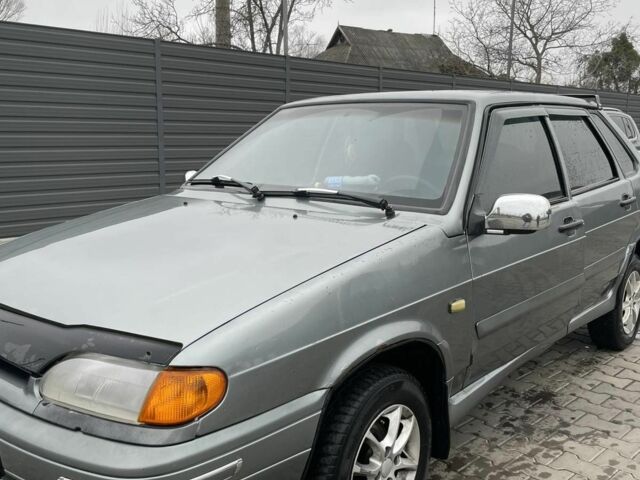 Серый ВАЗ 2115 Самара, объемом двигателя 1.6 л и пробегом 330 тыс. км за 1200 $, фото 1 на Automoto.ua