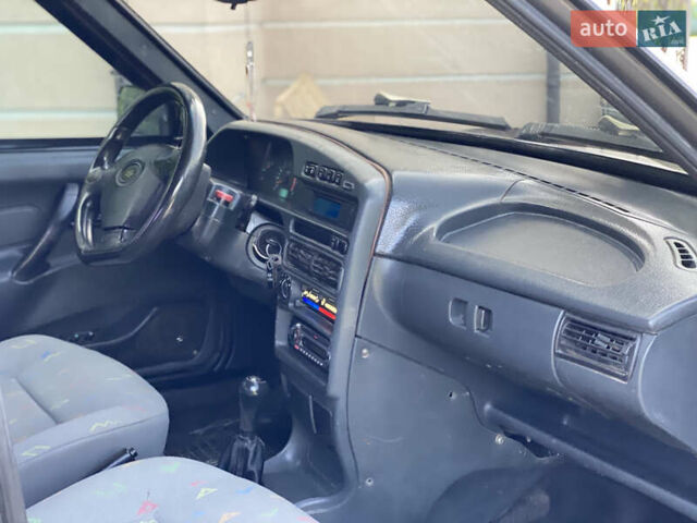 Серый ВАЗ 2115 Самара, объемом двигателя 1.6 л и пробегом 115 тыс. км за 2199 $, фото 67 на Automoto.ua
