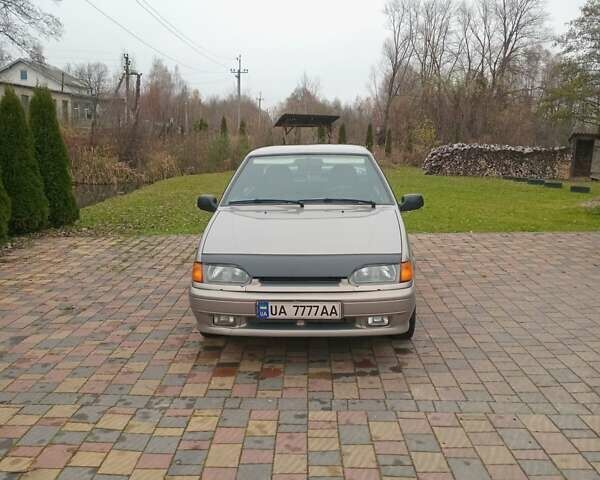 Серый ВАЗ 2115 Самара, объемом двигателя 1.6 л и пробегом 175 тыс. км за 1900 $, фото 8 на Automoto.ua