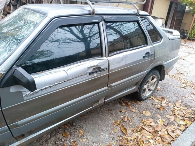 Серый ВАЗ 2115 Самара, объемом двигателя 0 л и пробегом 160 тыс. км за 1100 $, фото 3 на Automoto.ua