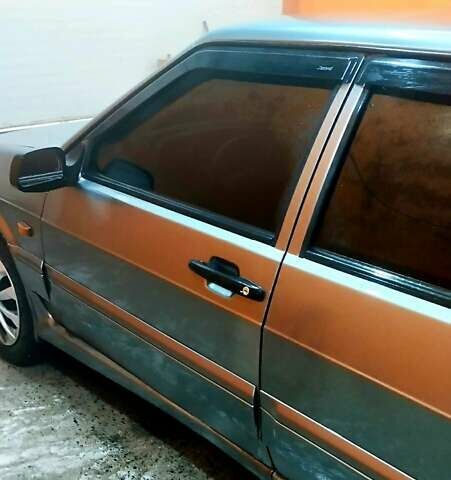 Серый ВАЗ 2115 Самара, объемом двигателя 1.6 л и пробегом 250 тыс. км за 1999 $, фото 6 на Automoto.ua